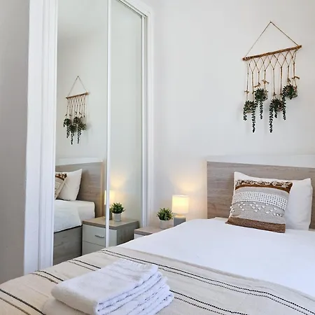 Barranco's Terrace - Panoramic View - & Center *