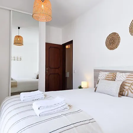 Barranco's Terrace - Panoramic View - & Center