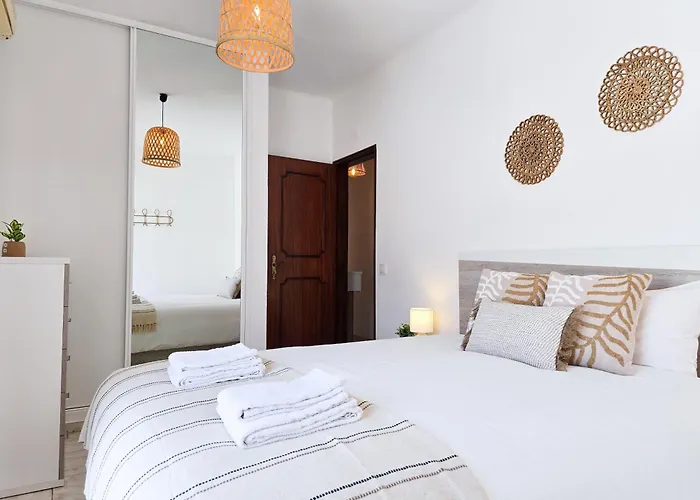 Barranco's Terrace - Panoramic View - & Center